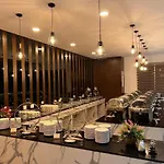D Arc Hotel