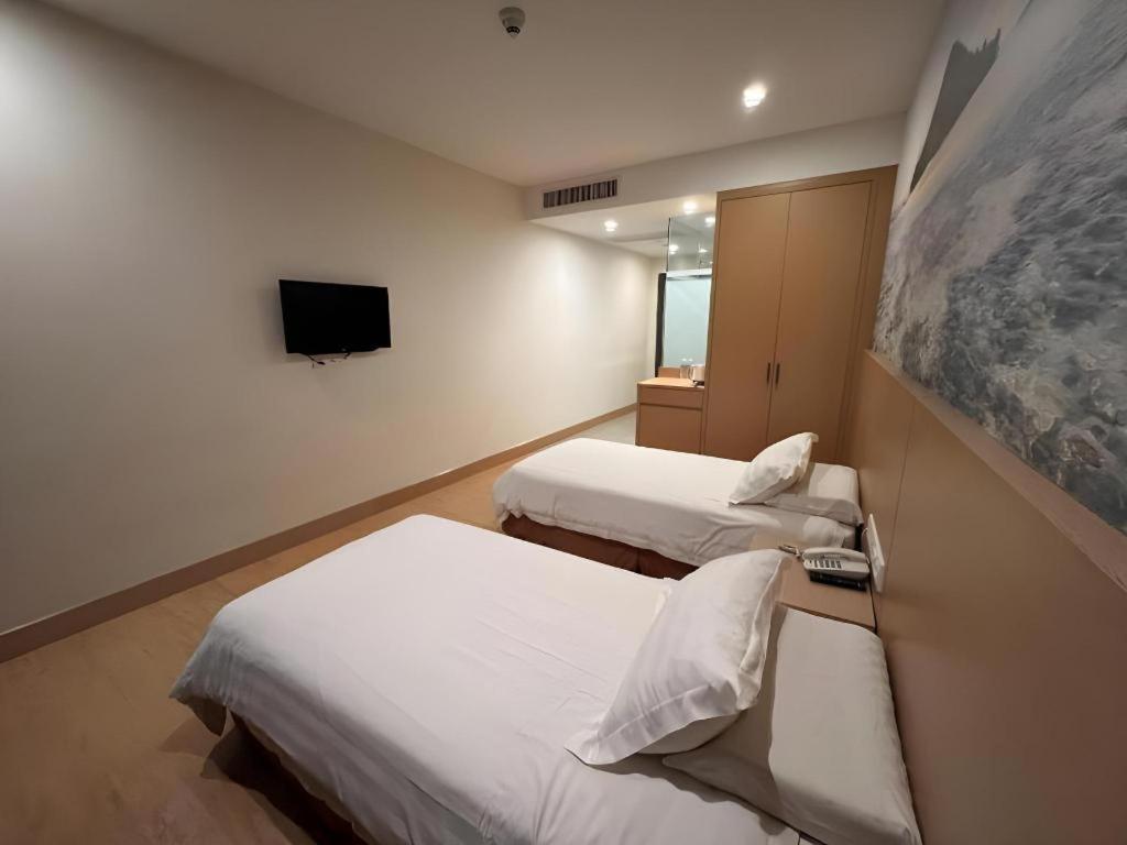 D Arc Hotel 3*