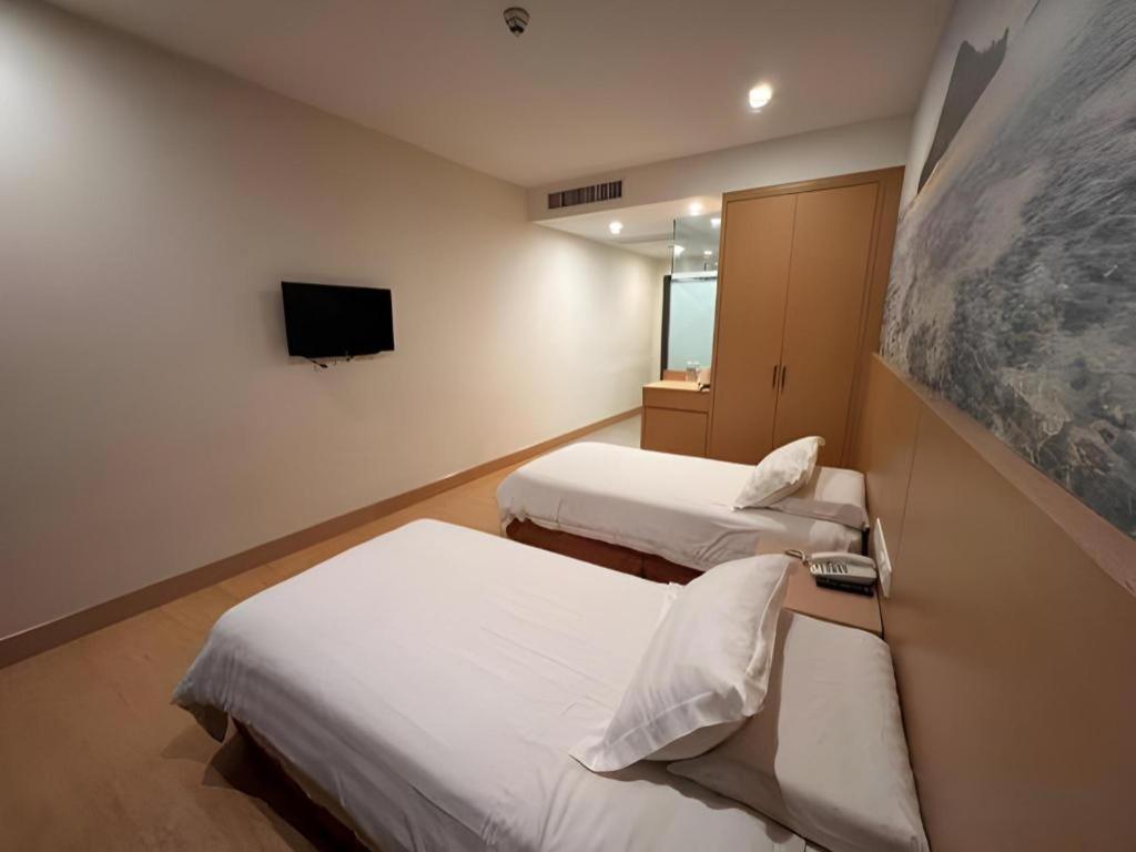 Hotel D Arc 3*
