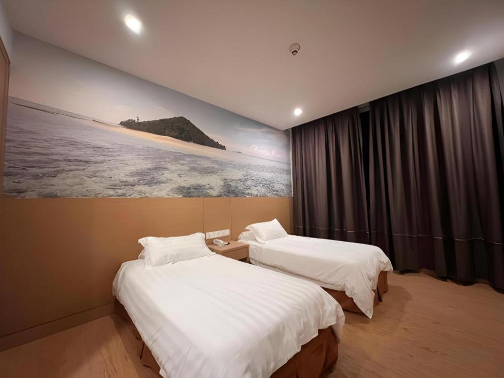 Hotel D Arc 3*